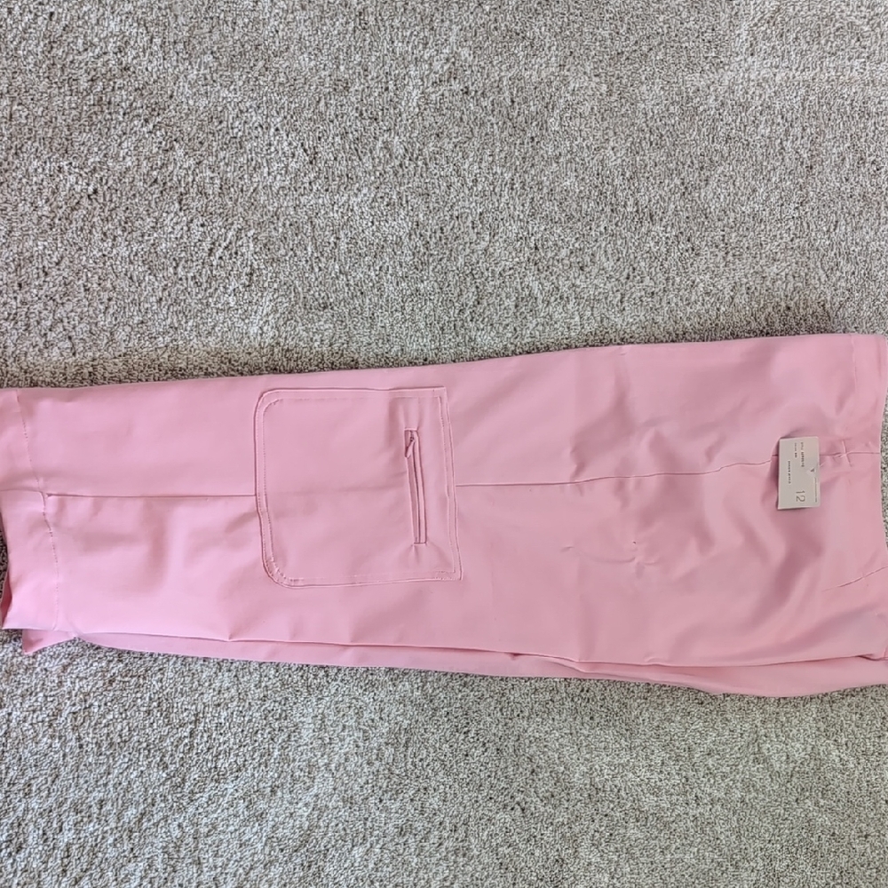 Pink Capri with Pocket Detail